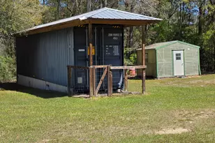 2491 River Rd, Caryville, FL 32427 - Photo 17