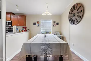 869 Peacock Cir, Youngstown, FL 32466 - Photo 11