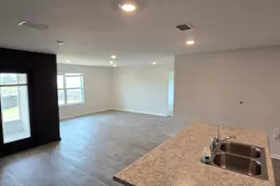 7304 Ellie B Dr, Panama City, FL 32404 - Photo 3