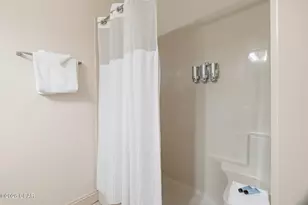 6216 Thomas Dr, Panama City Beach, FL 32408 - Photo 25