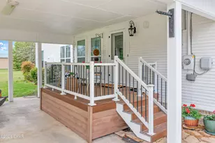 5349 10th St, Malone, FL 32445 - Photo 5