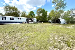 221 Leonardo Ln, Defuniak Springs, FL 32433 - Photo 5