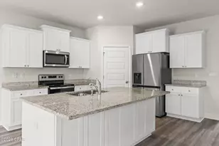 4850 Sweetspire Dr, Panama City, FL 32404 - Photo 9