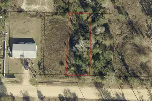 11815 Laurel St, Fountain, FL 32438 - Photo 1