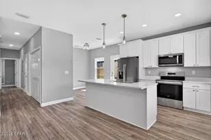 709 E 10th Ct, Panama City, FL 32401 - Photo 5