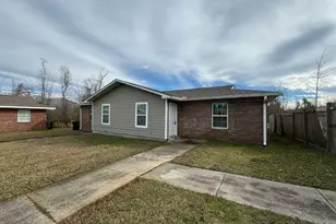 4006 E 11th St, Panama City, FL 32404 - Photo 1