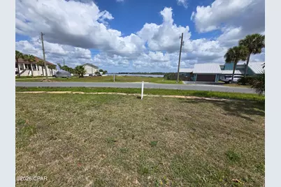 744 N Bay Drive, Lynn Haven, FL 32444 - Photo 3