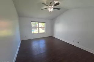 1303 Sutherland Ct, Lynn Haven, FL 32444 - Photo 9