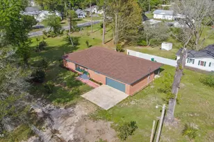 1021 8th Ave, Graceville, FL 32440 - Photo 39