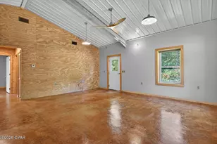 845 Faith Ave, Graceville, FL 32440 - Photo 5