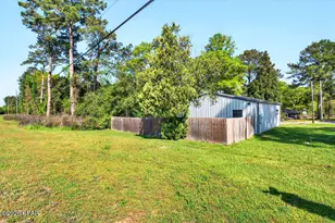 845 Faith Ave, Graceville, FL 32440 - Photo 21