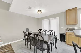 9121 Indian Bluff Rd, Youngstown, FL 32466 - Photo 15