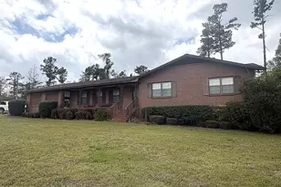 3225 5th St, Marianna, FL 32446 - Photo 1