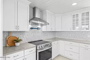 700 W 4th St, Lynn Haven, FL 32444 - Photo 15