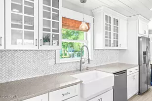 700 W 4th St, Lynn Haven, FL 32444 - Photo 21