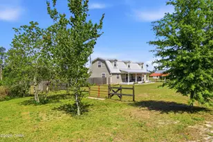 4421 Mill Bayou Rd, Panama City, FL 32404 - Photo 1