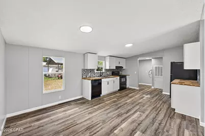 1532 Nassau Street, Southport, FL 32409 - Photo 9