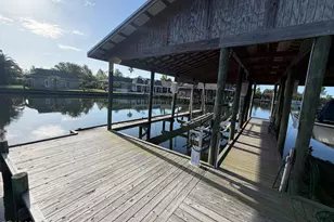 816 W 8th St Cir, Lynn Haven, FL 32444 - Photo 27