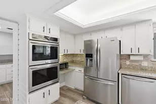 2445 Pretty Bayou Blvd, Panama City, FL 32405 - Photo 11