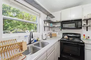 1325 W 12th St, Panama City, FL 32401 - Photo 7