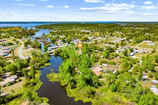 7516 Olde Mill Rd, Southport, FL 32409 - Photo 3