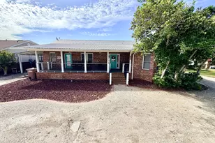 208 Sixteenth St, Port Saint Joe, FL 32456 - Photo 31
