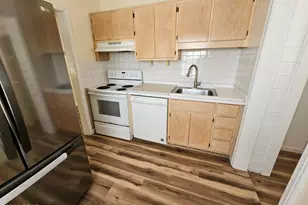 1026 W 12th Ct, Panama City, FL 32401 - Photo 7