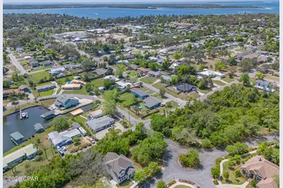 1150 Cove Pointe Drive, Panama City, FL 32401 - Photo 13