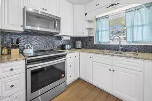 216 Palm Beach Dr, Panama City Beach, FL 32413 - Photo 11