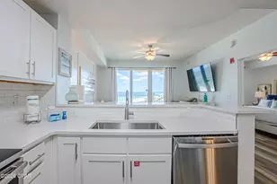 15928 Front Beach Rd, Panama City Beach, FL 32413 - Photo 13