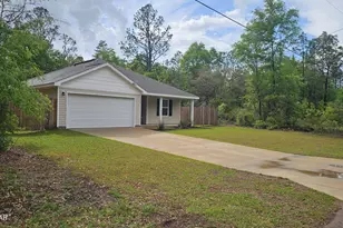 2295 Rockford Dr, Chipley, FL 32428 - Photo 3