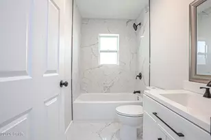 528 E 9th St, Panama City, FL 32401 - Photo 17