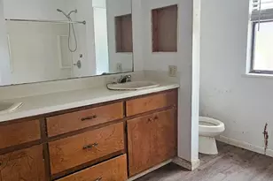 19076 NE Oak Hill Dr, Blountstown, FL 32424 - Photo 13