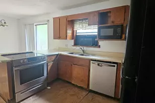 19076 NE Oak Hill Dr, Blountstown, FL 32424 - Photo 9