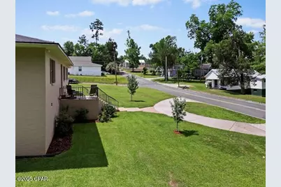 2956 N Caledonia Street, Marianna, FL 32446 - Photo 7