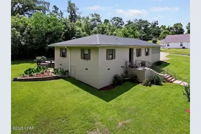 2956 N Caledonia Street, Marianna, FL 32446 - Photo 9