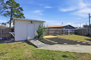 3014 W 21st Ct, Panama City, FL 32405 - Photo 25