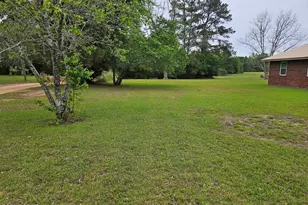 1971 Lewis Ln, Bonifay, FL 32425 - Photo 3