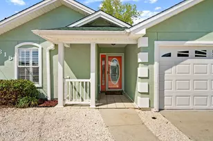 615 Poinsettia Ct, Panama City Beach, FL 32413 - Photo 3