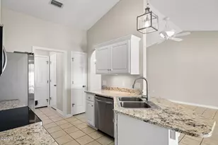 615 Poinsettia Ct, Panama City Beach, FL 32413 - Photo 17