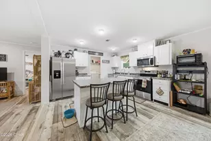 650 Satellite Rd, Graceville, FL 32440 - Photo 11