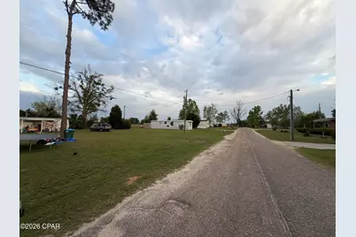 5250 Johns Lane, Marianna, FL 32448 - Photo 9