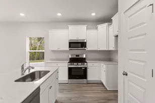248 Phillips Blf Ave, Panama City Beach, FL 32407 - Photo 5