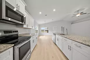 3855 Heartwood St, Panama City, FL 32404 - Photo 3