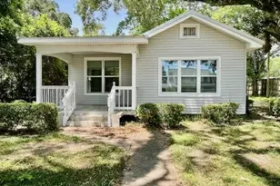 1038 E 8th Ave, Graceville, FL 32440 - Photo 1