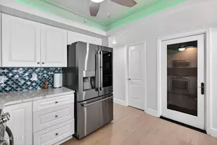 22519 Front Beach Rd, Panama City Beach, FL 32413 - Photo 11