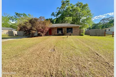 1395 Warren Avenue, Chipley, FL 32428 - Photo 1