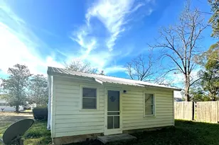 5358 Webb St, Graceville, FL 32440 - Photo 3