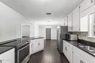 2746 Ravenwood Ct, Lynn Haven, FL 32444 - Photo 9