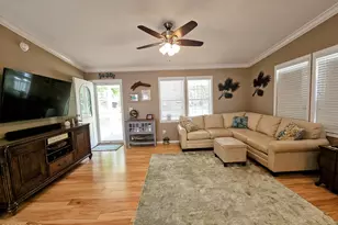 140 Donna S Pl, Wewahitchka, FL 32465 - Photo 9